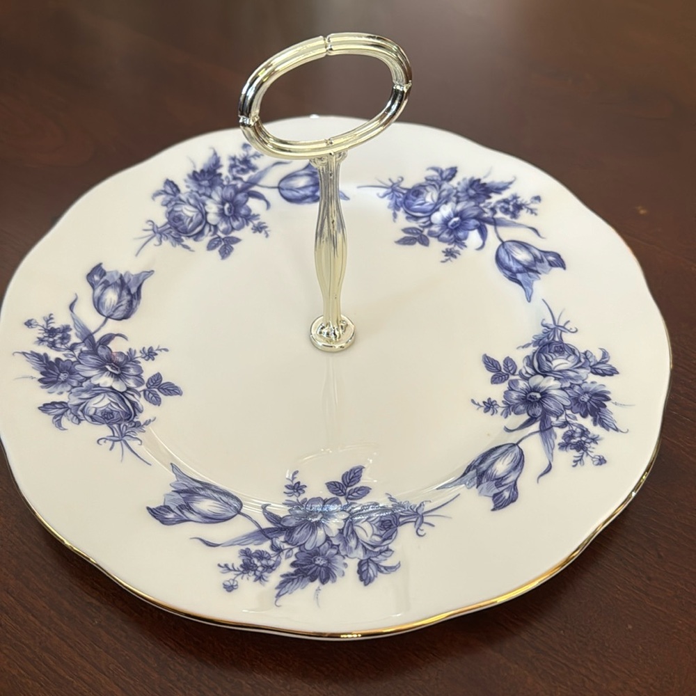 Royal Vale bone china appetizer plate